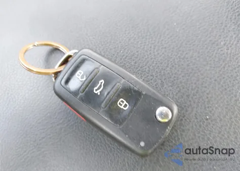 2015 Volkswagen Passat 1.8T Limited Edition from USA, damaged, VIN 1VWAS7A3XFC109117